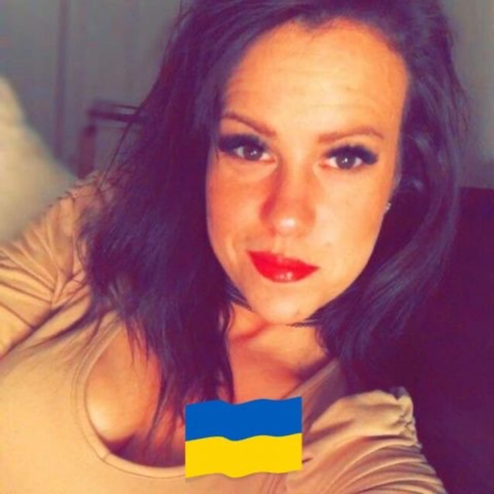 Meet your Posher, Eve